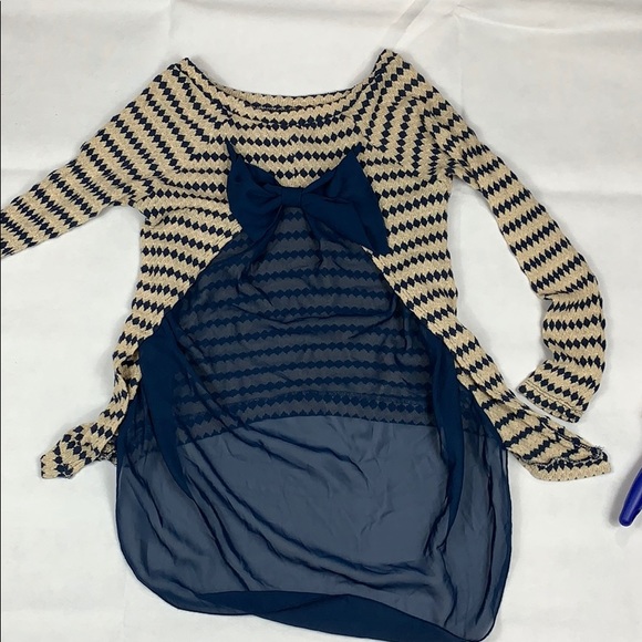 Sweater - Picture 2 of 2